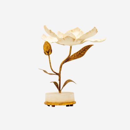 Décor Magnolia Candle Holder Large, White & Gold